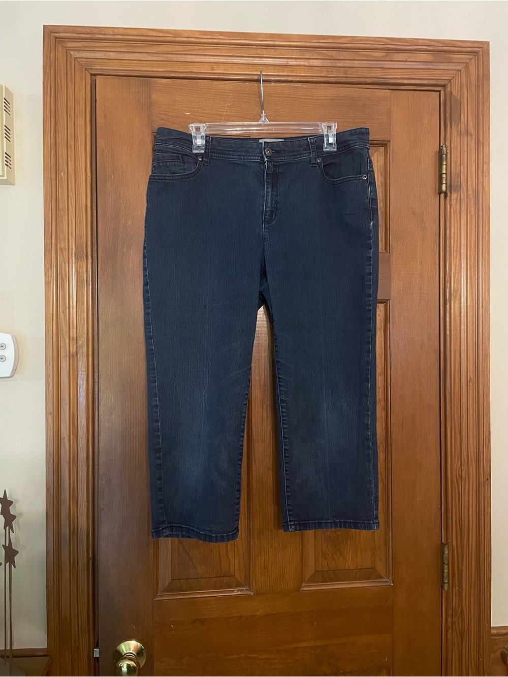 Chico's Women’s Capri Jeans Cotton/Poly/Spandex, Size 1 (Approx standard size 8)
